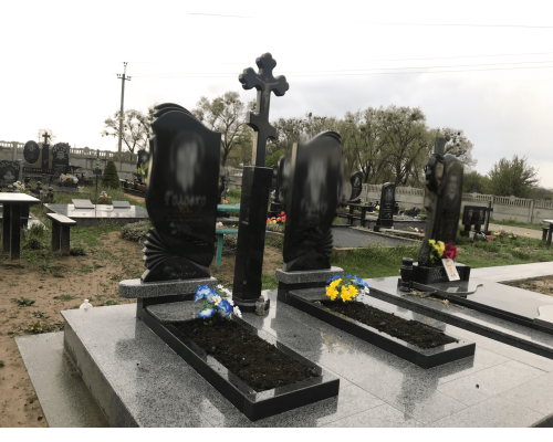 Двойной памятник 48 Двойной памятник 48