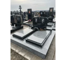 Двойной памятник 104