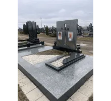 Двойной памятник 108
