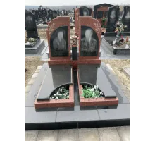 Двойной памятник 16