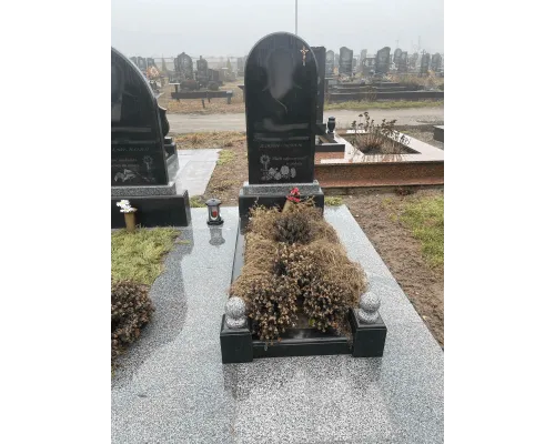 Одинарный памятник 35 Одинарный памятник 35