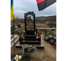 Памятник для военных 80